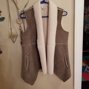 Boho Faux Sherpa Wool Vest w Asymmetrical Hem